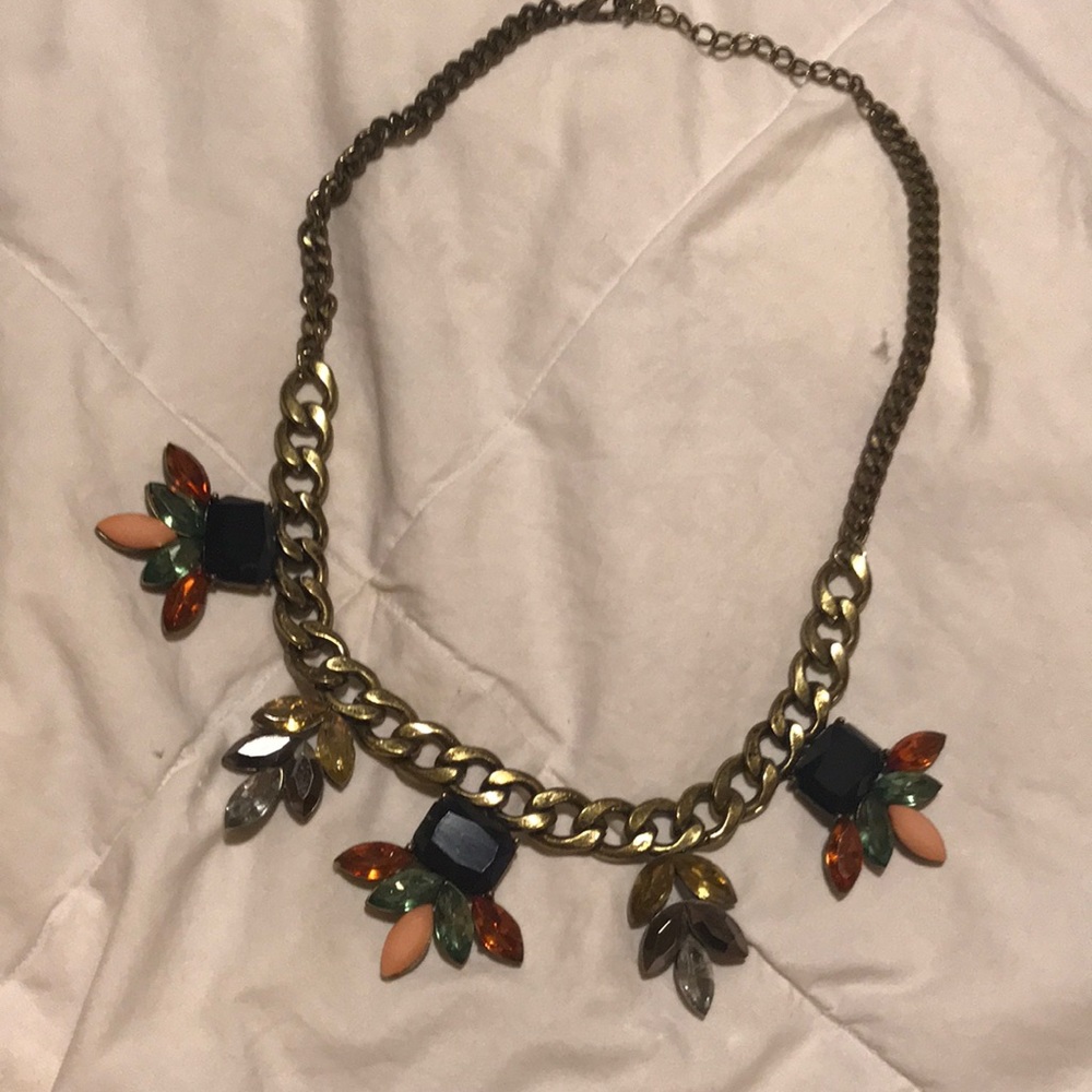 Chunky statement necklace